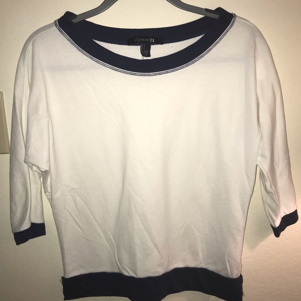 Forever 21 Quarter Length Sleeve Top